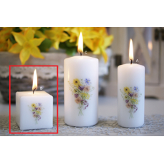 Lima Motiv květin Luční kvítí svíčka .krychle bílá 45x45 